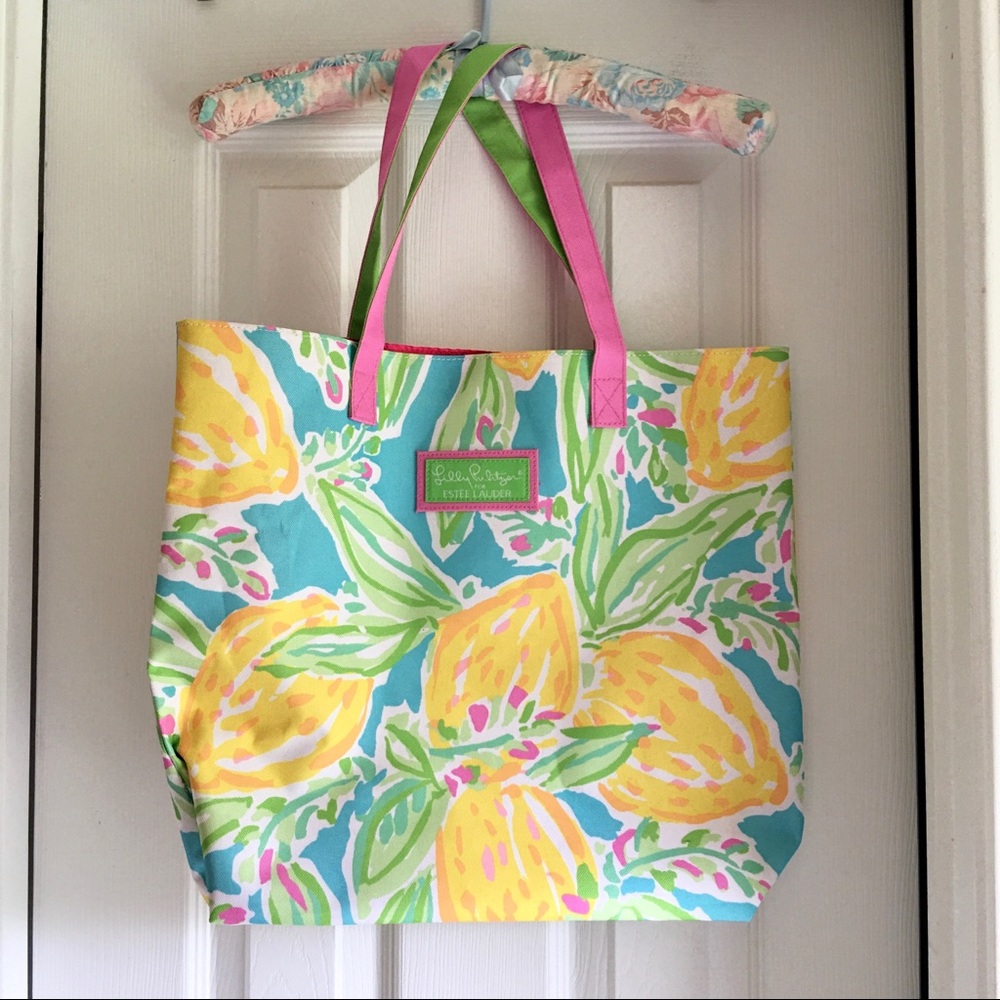 Lilly Pulitzer for Estée Lauder tote/beach bag! 🏝
